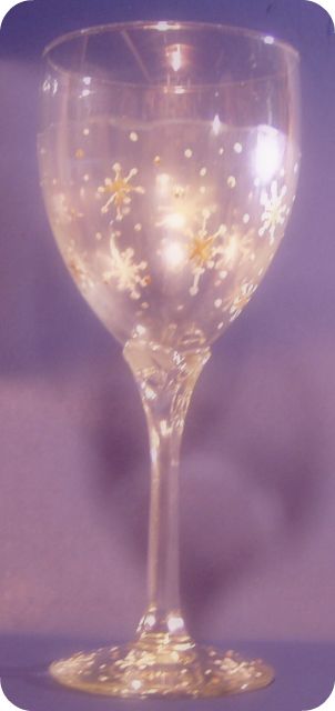 Snowflake Ball wineglass
